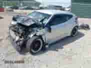 2013 Hyundai Veloster Turbo с VIN KMHTC6AE7DU167385, выставлен на аукционе IAAI как лот 42569711 с пробегом 130 526 миль миль и . История ставок и продаж доступна на DreamBid. Изображение 2.