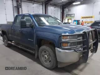 2019 Chevrolet Silverado 2500HD Work Truck с VIN 2GC2KREG8K1217798, выставлен на аукционе IAAI как лот 42032219 с пробегом 113 601 миль миль и . История ставок и продаж доступна на DreamBid. Изображение 1.