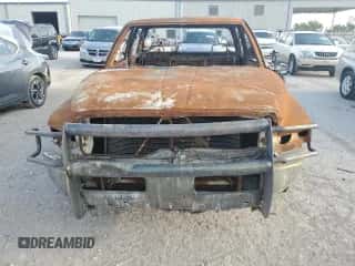 1997 Dodge 3500 с VIN 3B7MF33D1VM572599, выставлен на аукционе Copart как лот 69404964 с пробегом Не указан миль и На запчасти • Non repairable. История ставок и продаж доступна на DreamBid. Изображение 5.