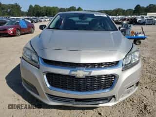 2016 Chevrolet Malibu LS z VIN 1G11B5SA1GF106667, wystawiony jako Copart lot #85333145 z przebiegiem 101 857 mil mil oraz Czysty tytuł • Clean title. Historia ofert i sprzedaży dostępna na DreamBid. Obrazek 5.