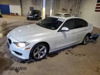 2015 BMW 3 Series 328i с VIN WBA3A5G50FNS84330, выставлен на аукционе Copart как лот 86067595 с пробегом 85 538 миль миль и Списание • Salvage title. История ставок и продаж доступна на DreamBid. Изображение 1.