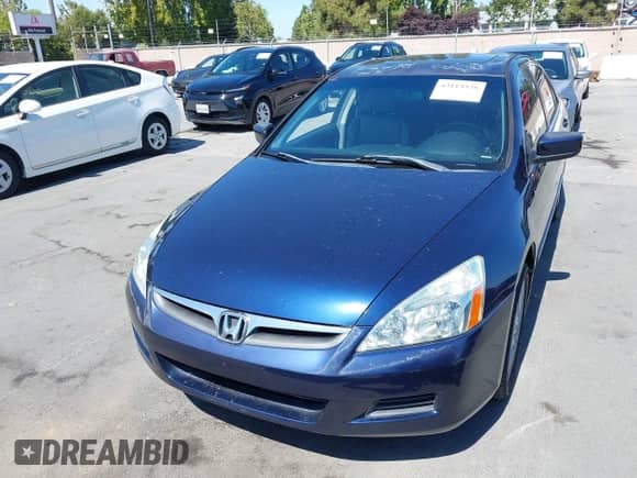2007 Honda Accord EX-L with VIN 1HGCM66547A063972, listed as a IAAI auction lot 43114336 with 215,777 mi miles and . Bid and sale history available at DreamBid. Image 6.