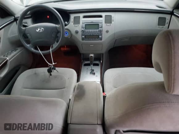 2009 Hyundai Azera GLS с VIN KMHFC46D99A349650, выставлен на аукционе Copart как лот 78384314 с пробегом 187 419 миль миль и Списание • Salvage title. История ставок и продаж доступна на DreamBid. Изображение 8.