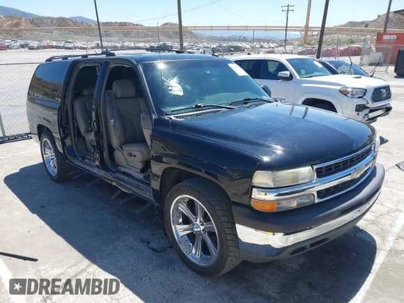2003 Chevrolet Suburban LS с VIN 3GNEC16T73G286263, выставлен на аукционе IAAI как лот 42620918 с пробегом Не указан миль и . История ставок и продаж доступна на DreamBid. Изображение 1.