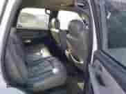 2002 Chevrolet Tahoe Z71 с VIN 1GNEK13Z12R221192, выставлен на аукционе IAAI как лот 43235560 с пробегом 174 875 миль миль и . История ставок и продаж доступна на DreamBid. Изображение 8.