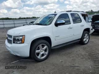2014 Chevrolet Tahoe LT z VIN 1GNSKBE0XER102407, wystawiony jako Copart lot #66277055 z przebiegiem 149 652 mil mil oraz Szkoda całkowita • Salvage title. Historia ofert i sprzedaży dostępna na DreamBid. Obrazek 1.