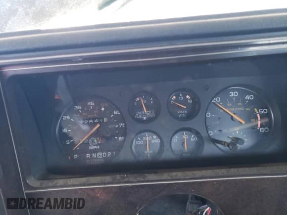 1985 Chevrolet El Camino с VIN 3GCCW80H1FS914033, выставлен на аукционе Copart как лот 51556575 с пробегом 72 841 миль миль и Списание • Salvage title. История ставок и продаж доступна на DreamBid. Изображение 9.