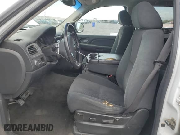 2008 Chevrolet Suburban 3LT с VIN 3GNFC16J48G101564, выставлен на аукционе Copart как лот 62140095 с пробегом 248 873 миль миль и Списание • Salvage title. История ставок и продаж доступна на DreamBid. Изображение 7.