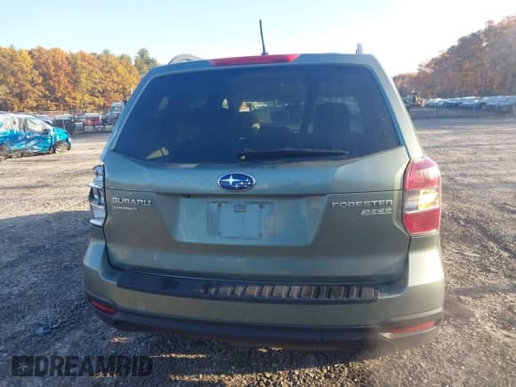 2014 Subaru Forester Premium z VIN JF2SJAECXEH550055, wystawiony jako IAAI lot #43546226 z przebiegiem 200 238 mil mil oraz . Historia ofert i sprzedaży dostępna na DreamBid. Obrazek 16.