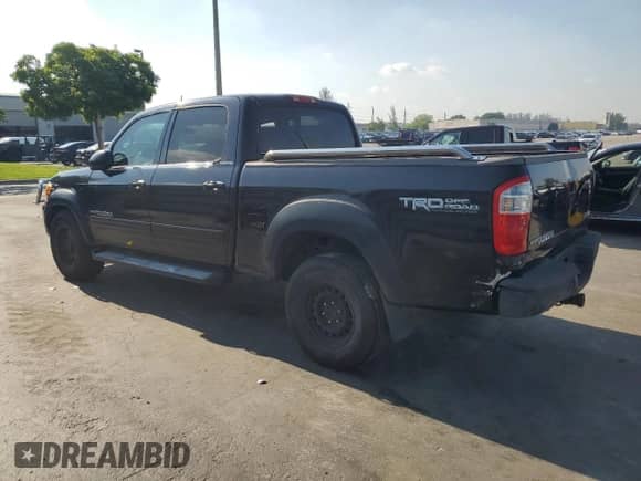 2005 Toyota Tundra Limited z VIN 5TBDT48155S473810, wystawiony jako Copart lot #68830635 z przebiegiem 308 658 mil mil oraz Szkoda całkowita • Salvage title. Historia ofert i sprzedaży dostępna na DreamBid. Obrazek 2.