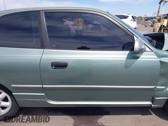 2003 Hyundai Accent GL с VIN KMHCG35C53U277734, выставлен на аукционе IAAI как лот 42085996 с пробегом 108 369 миль миль и . История ставок и продаж доступна на DreamBid. Изображение 13.