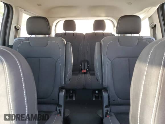 2023 Jeep Grand Cherokee Laredo с VIN 1C4RJJAG8P8822093, выставлен на аукционе Copart как лот 84812915 с пробегом 43 897 миль миль и На запчасти • Non repairable. История ставок и продаж доступна на DreamBid. Изображение 10.