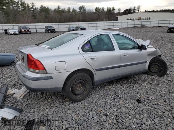 2002 Volvo S60 с VIN YV1RH58D222127113, выставлен на аукционе Copart как лот 86992894 с пробегом Не указан миль и Списание • Salvage title. История ставок и продаж доступна на DreamBid. Изображение 3.