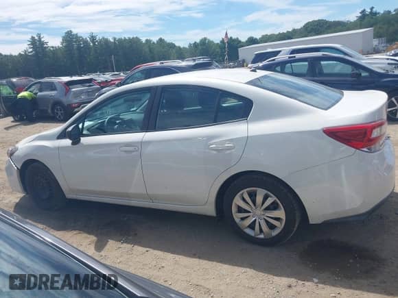 2018 Subaru Impreza с VIN 4S3GKAA6XJ3607170, выставлен на аукционе IAAI как лот 43013421 с пробегом 39 037 миль миль и . История ставок и продаж доступна на DreamBid. Изображение 14.