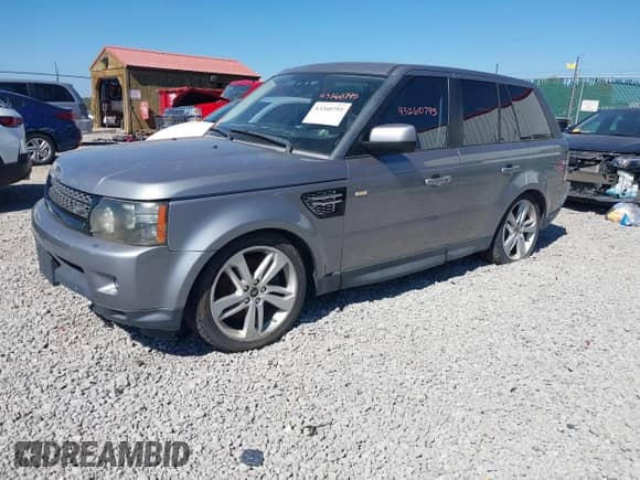 2013 Land Rover Range Rover Sport HSE Lux z VIN SALSK2D4XDA806271, wystawiony jako IAAI lot #43260795 z przebiegiem 101 452 mil mil oraz . Historia ofert i sprzedaży dostępna na DreamBid. Obrazek 18.