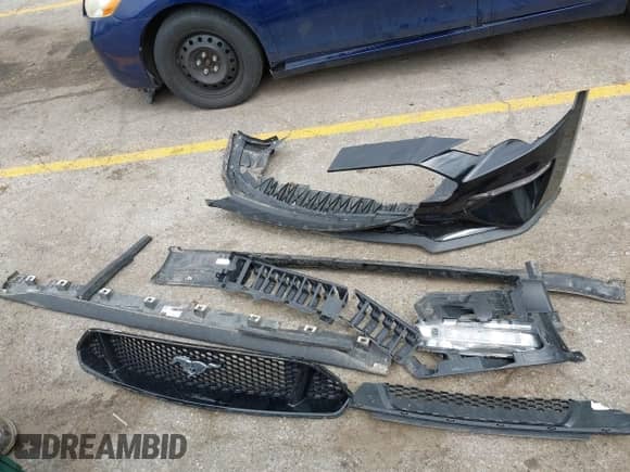 2022 Ford Mustang GT with VIN 1FA6P8CF5N5145653, listed as a IAAI auction lot 42370652 with 24,987 mi miles and . Bid and sale history available at DreamBid. Image 12.