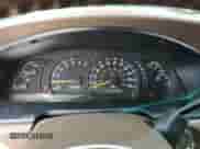 2001 Toyota Tundra Limited z VIN 5TBBT48101S167986, wystawiony jako Copart lot #64989255 z przebiegiem 217 919 mil mil oraz Czysty tytuł • Clean title. Historia ofert i sprzedaży dostępna na DreamBid. Obrazek 9.