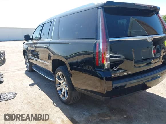 2016 Cadillac Escalade ESV Luxury Collection with VIN 1GYS3HKJ9GR107262, listed as a IAAI auction lot 42278705 with 151,149 mi miles and . Bid and sale history available at DreamBid. Image 3.