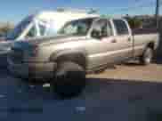 2006 Chevrolet Silverado 3500 SRW LT с VIN 1GCHK33296F137200, выставлен на аукционе Copart как лот 88959915 с пробегом 302 668 миль миль и Списание • Salvage title. История ставок и продаж доступна на DreamBid. Изображение 1.