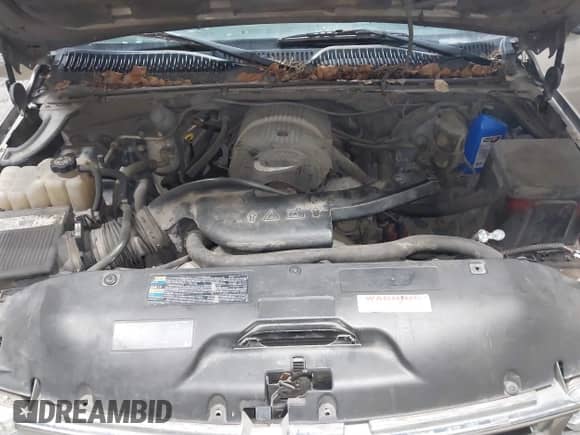 2002 Chevrolet Suburban Z71 with VIN 3GNFK16Z72G326643, listed as a IAAI auction lot 42305766 with 244,434 mi miles and . Bid and sale history available at DreamBid. Image 10.