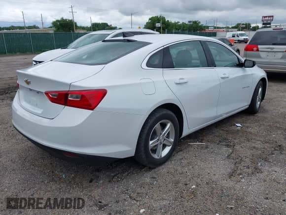 2022 Chevrolet Malibu LS с VIN 1G1ZC5ST7NF179492, выставлен на аукционе IAAI как лот 42330242 с пробегом 108 368 миль миль и . История ставок и продаж доступна на DreamBid. Изображение 4.
