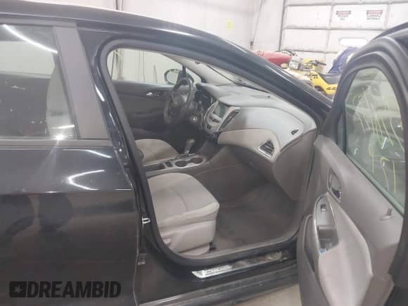 2017 Chevrolet Cruze LS with VIN 1G1BC5SM8H7169451, listed as a IAAI auction lot 43358137 with 107,333 mi miles and . Bid and sale history available at DreamBid. Image 5.