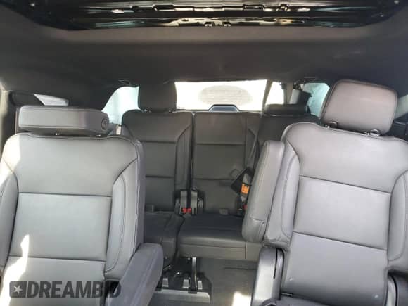 2023 Chevrolet Suburban Z71 z VIN 1GNSKDKD9PR110388, wystawiony jako Copart lot #72039095 z przebiegiem 43 395 mil mil oraz Szkoda całkowita • Salvage title. Historia ofert i sprzedaży dostępna na DreamBid. Obrazek 10.