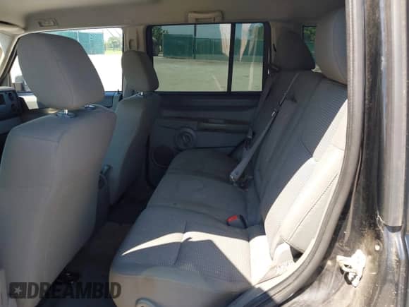 2007 Jeep Commander Sport с VIN 1J8HG48K67C638248, выставлен на аукционе IAAI как лот 42810503 с пробегом 207 389 миль миль и . История ставок и продаж доступна на DreamBid. Изображение 8.