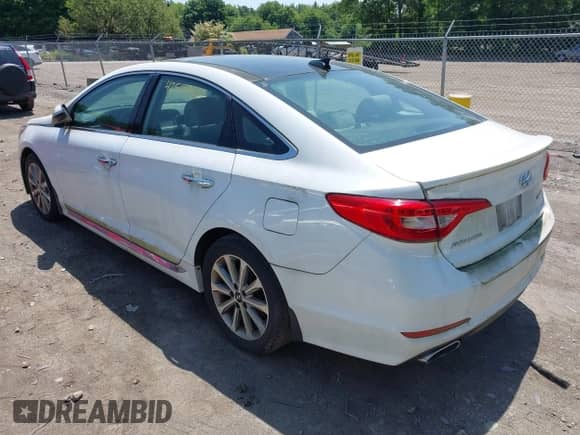 2016 Hyundai Sonata Limited с VIN 5NPE34AF1GH290365, выставлен на аукционе IAAI как лот 42518985 с пробегом 96 929 миль миль и . История ставок и продаж доступна на DreamBid. Изображение 3.