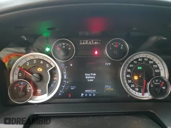 2014 Ram 1500 Laramie z VIN 1C6RR7NM0ES402167, wystawiony jako Copart lot #67562435 z przebiegiem 90 335 mil mil oraz Czysty tytuł • Clean title. Historia ofert i sprzedaży dostępna na DreamBid. Obrazek 9.