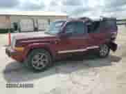2007 Jeep Commander Limited z VIN 1J8HG58247C550546, wystawiony jako Copart lot #61238305 z przebiegiem Nie podano mil oraz Szkoda całkowita • Salvage title. Historia ofert i sprzedaży dostępna na DreamBid. Obrazek 1.