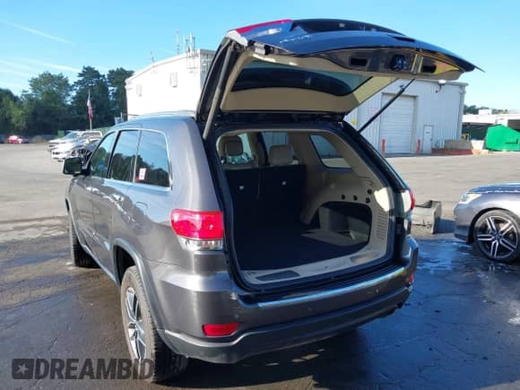 2018 Jeep Grand Cherokee Limited с VIN 1C4RJFBG9JC216091, выставлен на аукционе IAAI как лот 43107012 с пробегом 121 858 миль миль и . История ставок и продаж доступна на DreamBid. Изображение 3.