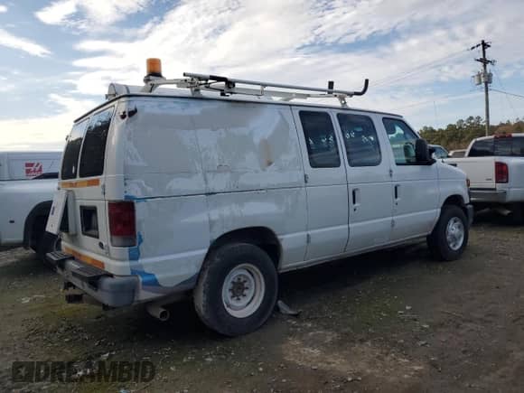 2008 Ford Econoline Cargo Commercial с VIN 1FTSE34L38DA26760, выставлен на аукционе Copart как лот 61698075 с пробегом 155 493 миль миль и Чистый • Clean title. История ставок и продаж доступна на DreamBid. Изображение 3.