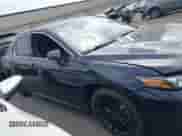 2022 Toyota Camry Hybrid XSE с VIN 4T1K31AK6NU571803, выставлен на аукционе IAAI как лот 42348549 с пробегом 15 263 миль миль и . История ставок и продаж доступна на DreamBid. Изображение 14.