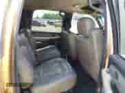 2002 Chevrolet Suburban LT с VIN 1GNEC16Z02J219490, выставлен на аукционе IAAI как лот 42627550 с пробегом 228 553 миль миль и . История ставок и продаж доступна на DreamBid. Изображение 8.