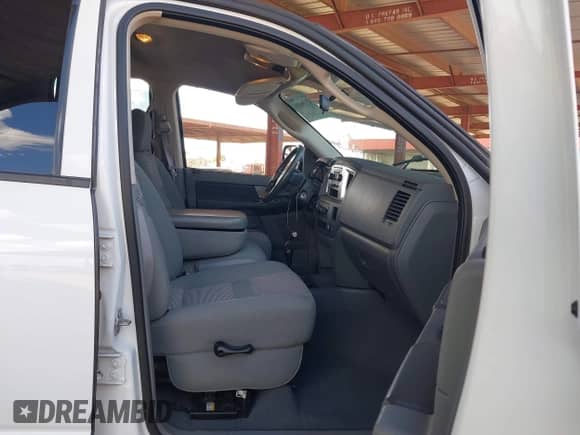 2007 Dodge 2500 SLT with VIN 1D7KS28C07J569504, listed as a IAAI auction lot 43196181 with 196,148 mi miles and . Bid and sale history available at DreamBid. Image 5.