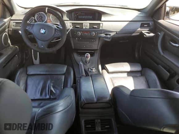 2011 BMW M3 с VIN WBSKG9C59BE368384, выставлен на аукционе Copart как лот 61885065 с пробегом 151 829 миль миль и Списание • Salvage title. История ставок и продаж доступна на DreamBid. Изображение 8.