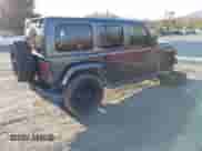 2021 Jeep Wrangler Unlimited Sahara Altitude z VIN 1C4HJXEN9MW535425, wystawiony jako IAAI lot #41469224 z przebiegiem 51 694 mil mil oraz . Historia ofert i sprzedaży dostępna na DreamBid. Obrazek 4.