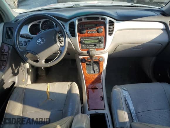 2004 Toyota Highlander with VIN JTEDP21A140023823, listed as a Copart auction lot 80067705 with 199,529 mi miles and Salvage title. Bid and sale history available at DreamBid. Image 8.