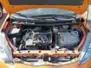 2015 Toyota Prius One z VIN JTDKDTB3XF1107503, wystawiony jako IAAI lot #42519126 z przebiegiem 50 613 mil mil oraz . Historia ofert i sprzedaży dostępna na DreamBid. Obrazek 10.