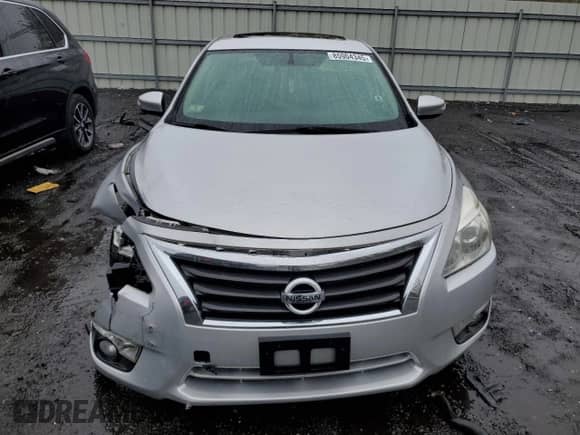 2015 Nissan Altima SV с VIN 1N4AL3APXFC198088, выставлен на аукционе Copart как лот 85904345 с пробегом 161 262 миль миль и Списание • Salvage title. История ставок и продаж доступна на DreamBid. Изображение 5.