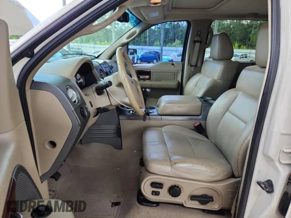 2008 Ford F-150 XLT with VIN 1FTPW14VX8FB48741, listed as a Copart auction lot 62263045 with 214,715 mi miles and Salvage title. Bid and sale history available at DreamBid. Image 7.