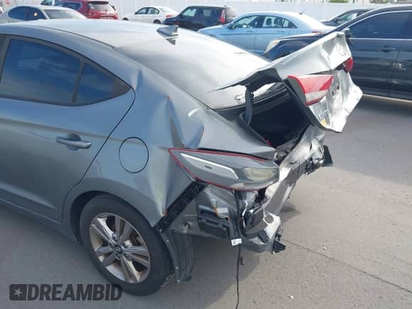 2018 Hyundai Elantra Limited with VIN KMHD84LF6JU616101, listed as a IAAI auction lot 43151307 with 123,332 mi miles and . Bid and sale history available at DreamBid. Image 17.