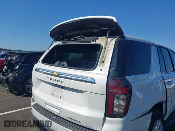 2023 Chevrolet Tahoe Premier с VIN 1GNSKSKD1PR238385, выставлен на аукционе IAAI как лот 43258421 с пробегом 31 762 миль миль и . История ставок и продаж доступна на DreamBid. Изображение 21.