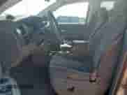 2004 Dodge Durango SLT z VIN 1D4HD48D44F144971, wystawiony jako Copart lot #68889685 z przebiegiem 338 598 mil mil oraz Szkoda całkowita • Salvage title. Historia ofert i sprzedaży dostępna na DreamBid. Obrazek 7.