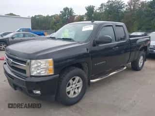 2011 Chevrolet Silverado 1500 LTZ z VIN 1GCRKTE3XBZ235087, wystawiony jako IAAI lot #43288746 z przebiegiem 140 569 mil mil oraz . Historia ofert i sprzedaży dostępna na DreamBid. Obrazek 2.