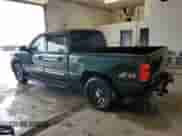 2006 Chevrolet Silverado 1500 LS with VIN 2GCEK13V761319261, listed as a Copart auction lot 67225055 with 104,527 mi miles and Salvage title. Bid and sale history available at DreamBid. Image 2.