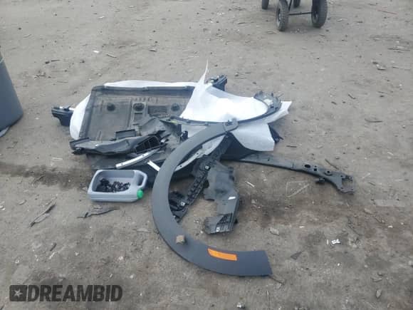 2022 MINI Hardtop Cooper with VIN WMW33DH07N2P64310, listed as a Copart auction lot 89850335 with 17,503 mi miles and Salvage title. Bid and sale history available at DreamBid. Image 12.