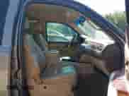 2009 Chevrolet Tahoe 2LT with VIN 1GNFK23009R103544, listed as a IAAI auction lot 42642422 with 300,378 mi miles and . Bid and sale history available at DreamBid. Image 5.