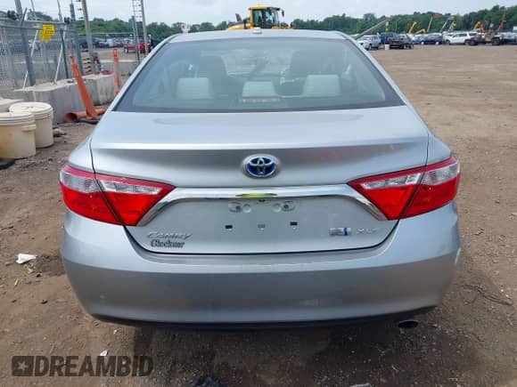 2016 Toyota Camry LE with VIN 4T1BD1FK1GU178915, listed as a IAAI auction lot 42818121 with 199,495 mi miles and . Bid and sale history available at DreamBid. Image 17.